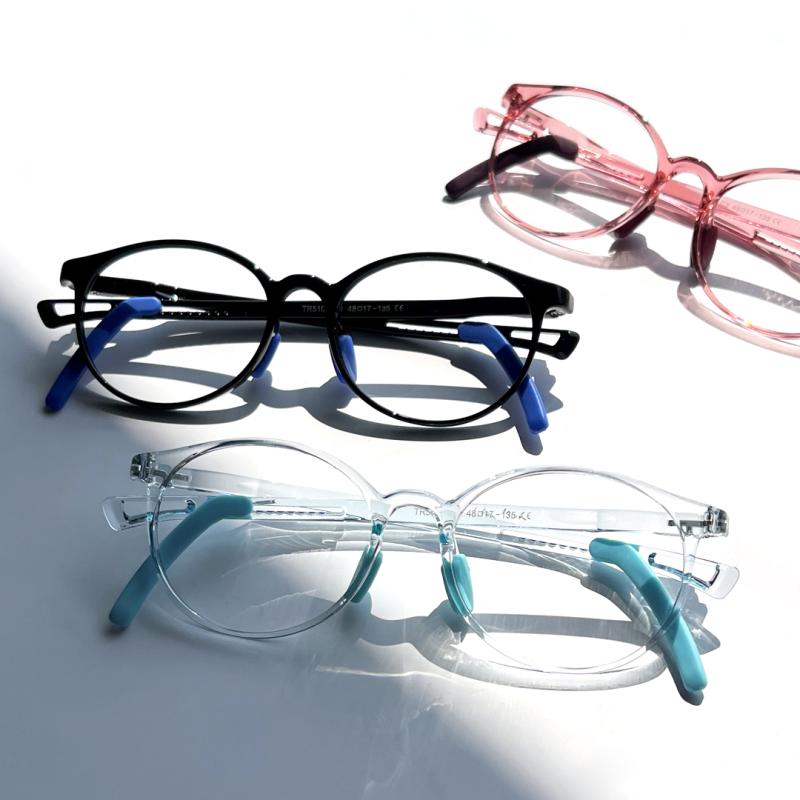 Jenna-Red-Oval-TR-Eyeglasses-detail